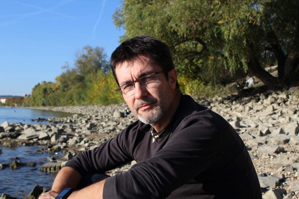 Csizi András mentálhigiénés szakember, pár-és családterapeuta jelölt 404